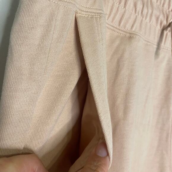 NEW Nike Womens Pink Wide Leg High Rise Loose Fit Sweat Pants Size Small Active - Picture 3 of 14